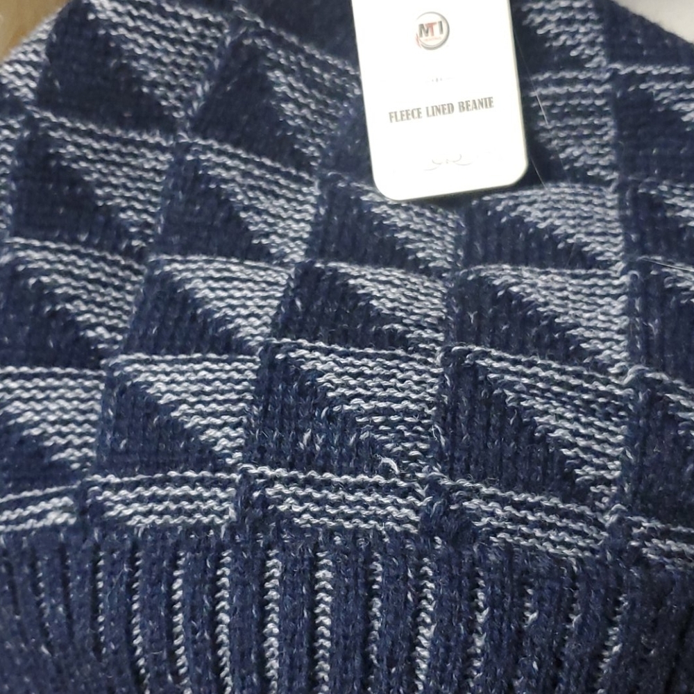 Stocking Hat - Picture 2 of 5